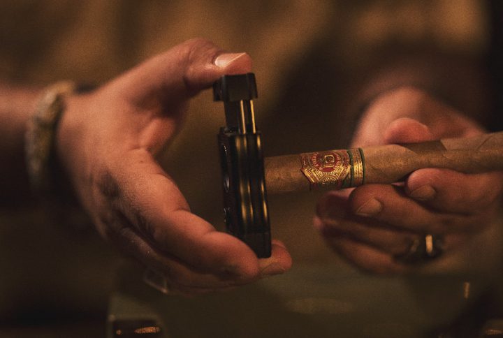 De la feuille au cigare : les gestes derrière chaque pièce